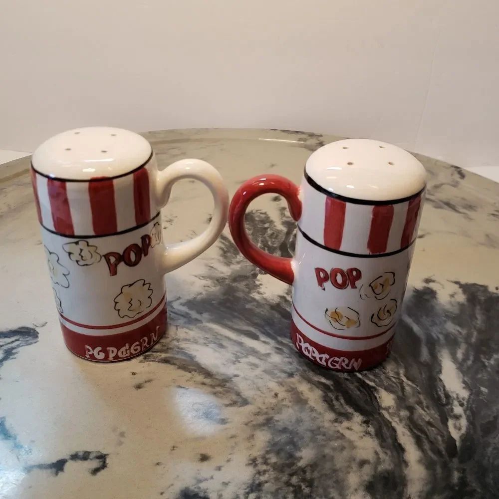 Popcorn Salt & Pepper Shaker - Picture 4 of 7